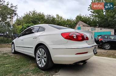 Купе Volkswagen CC / Passat CC 2009 в Умани