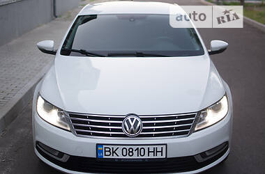 Седан Volkswagen CC / Passat CC 2012 в Сарнах