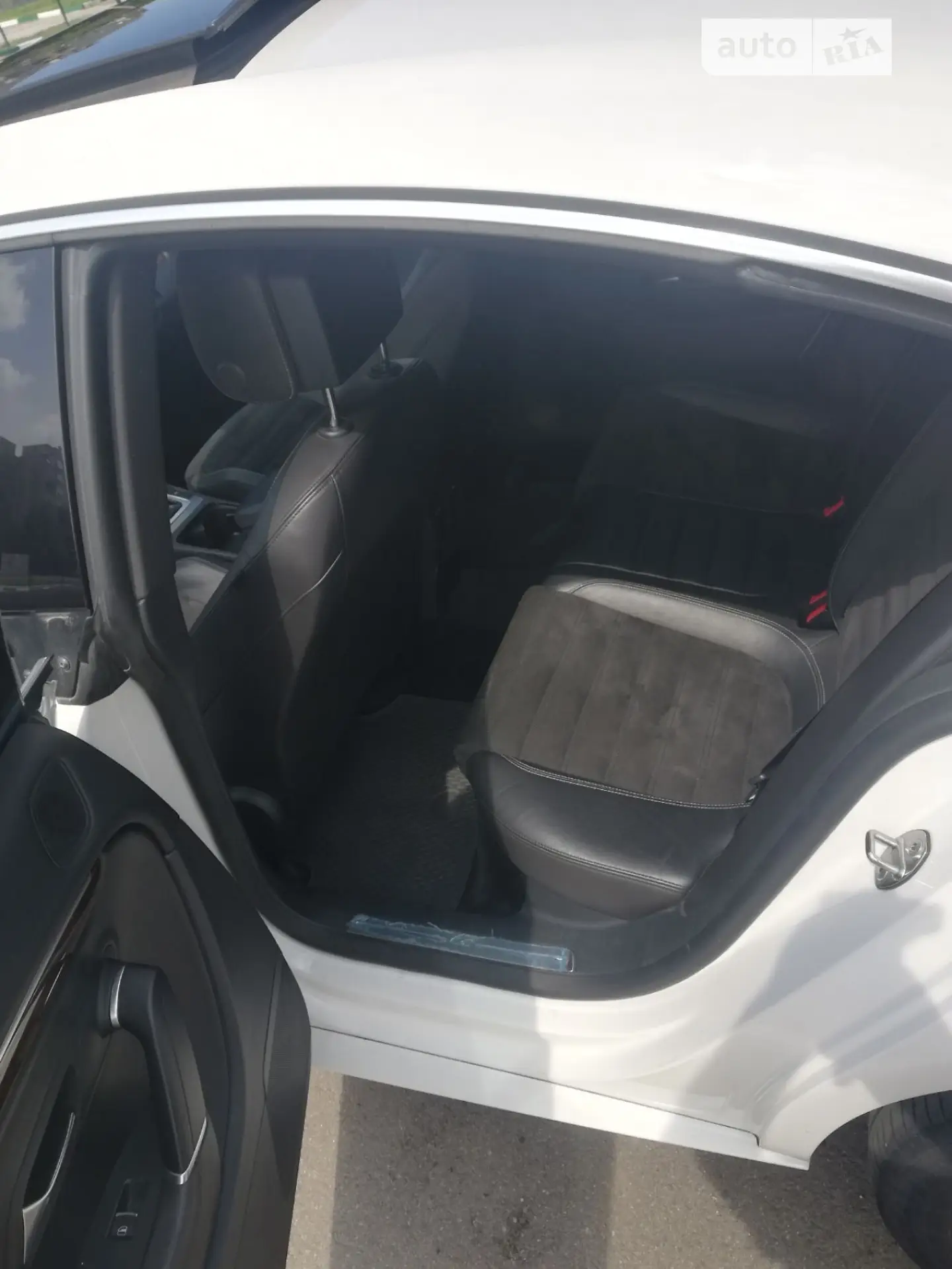 2013 Volkswagen Passat CC - мініатюра 9