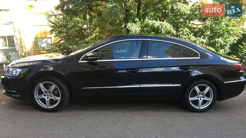 Седан Volkswagen CC / Passat CC 2013 в Києві