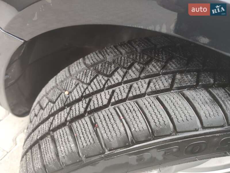 Седан Volkswagen CC / Passat CC 2009 в Львові
