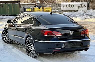 Седан Volkswagen CC / Passat CC 2015 в 