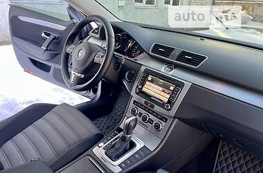 Седан Volkswagen CC / Passat CC 2015 в 