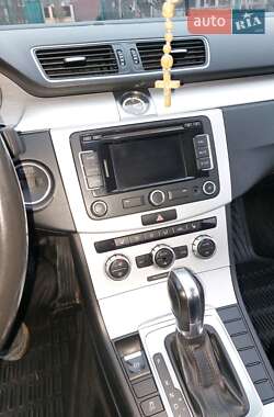Купе Volkswagen CC / Passat CC 2013 в 