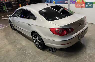 Купе Volkswagen CC / Passat CC 2010 в Черновцах