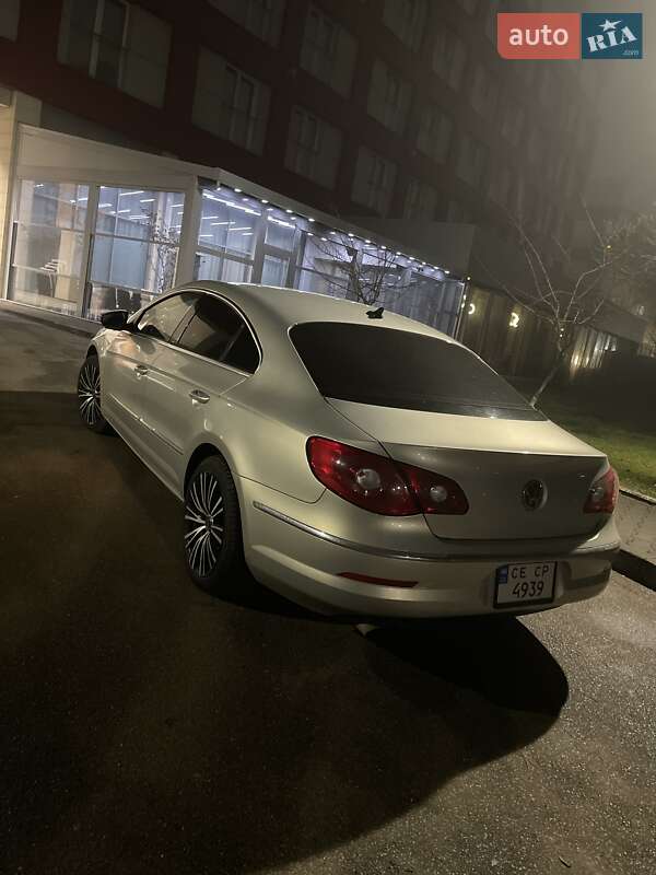 Купе Volkswagen CC / Passat CC 2010 в Черновцах