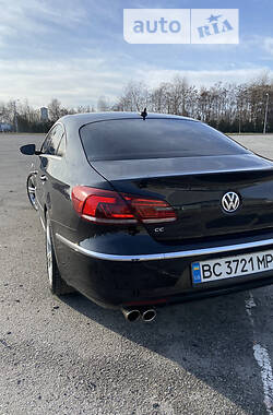 Купе Volkswagen CC / Passat CC 2013 в Львове