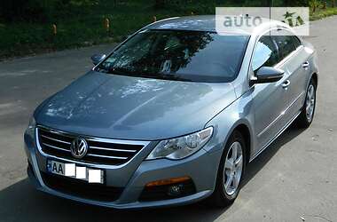 Купе Volkswagen CC / Passat CC 2009 в Киеве