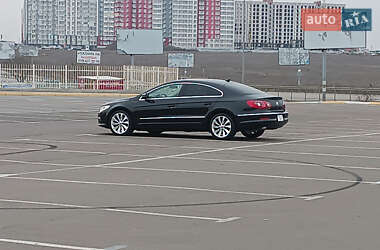Купе Volkswagen CC / Passat CC 2011 в 
