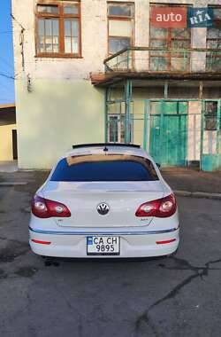 Купе Volkswagen CC / Passat CC 2009 в 