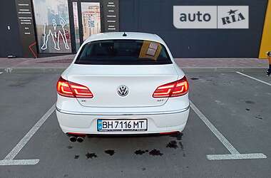Седан Volkswagen CC / Passat CC 2012 в 