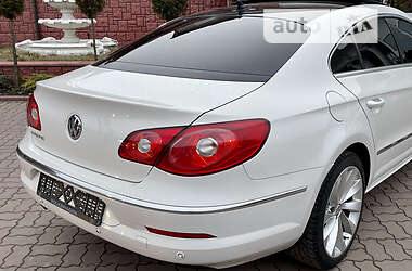 Купе Volkswagen CC / Passat CC 2010 в 