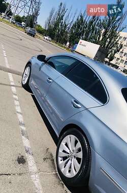 Купе Volkswagen CC / Passat CC 2010 в 