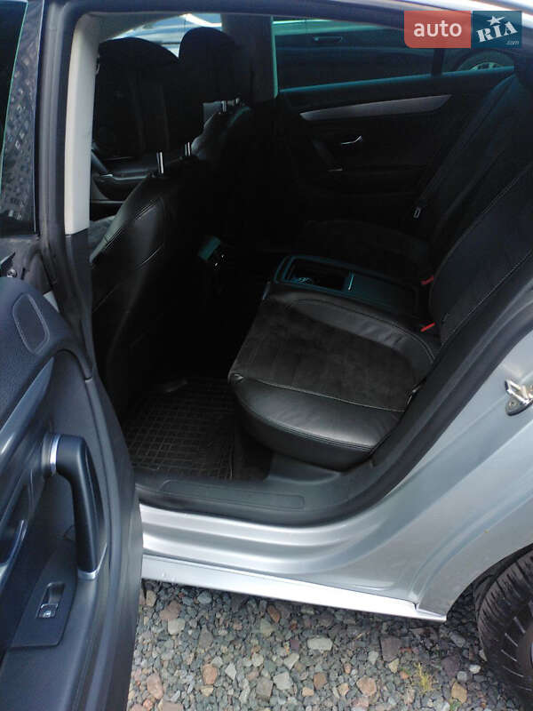 Купе Volkswagen CC / Passat CC 2009 в Києві
