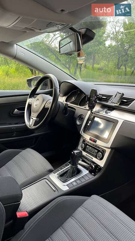Купе Volkswagen CC / Passat CC 2011 в Сумах