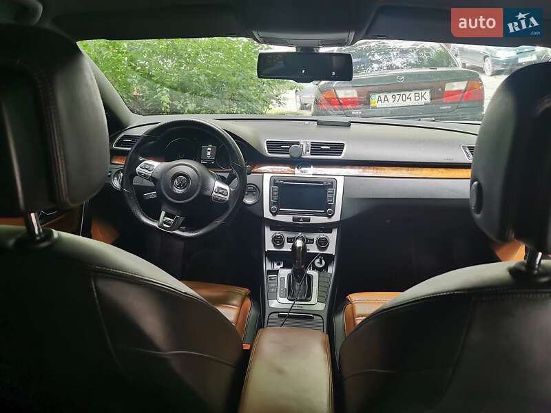 Купе Volkswagen CC / Passat CC 2013 в Киеве