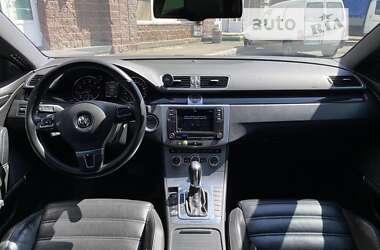 Купе Volkswagen CC / Passat CC 2012 в Киеве