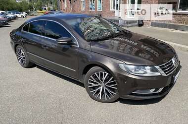 Купе Volkswagen CC / Passat CC 2012 в Киеве