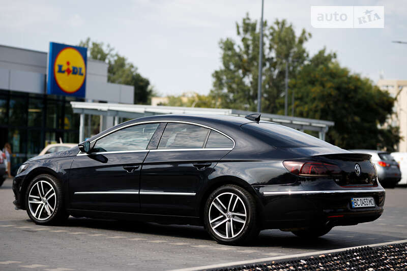 Купе Volkswagen CC / Passat CC 2012 в Львове
