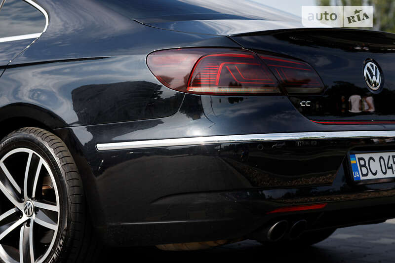 Купе Volkswagen CC / Passat CC 2012 в Львове