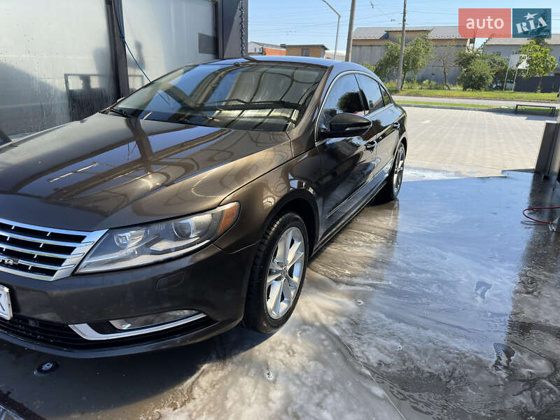 Купе Volkswagen CC / Passat CC 2015 в Івано-Франківську
