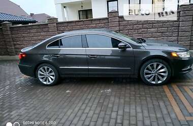 Купе Volkswagen CC / Passat CC 2013 в Киеве