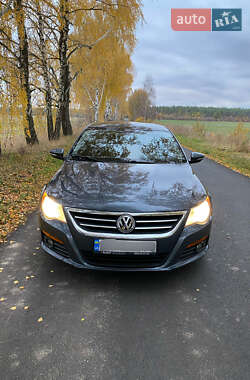 Купе Volkswagen CC / Passat CC 2010 в 
