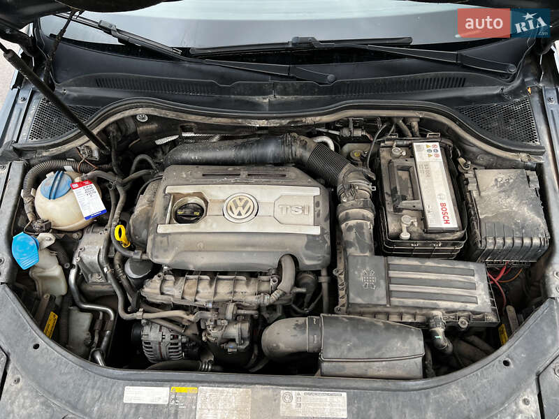 Купе Volkswagen CC / Passat CC 2013 в Вінниці