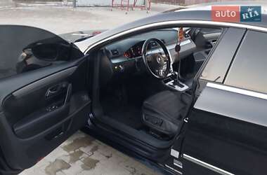 Седан Volkswagen CC / Passat CC 2010 в 