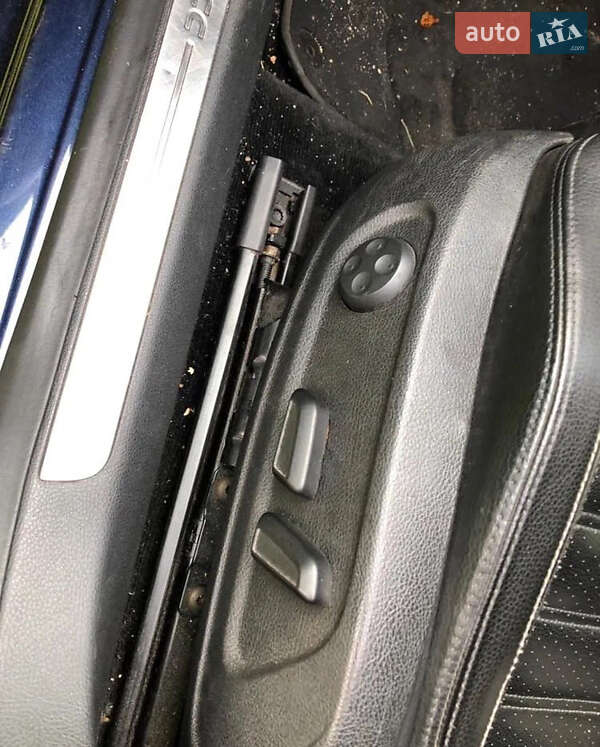 Купе Volkswagen CC / Passat CC 2013 в Ужгороде
