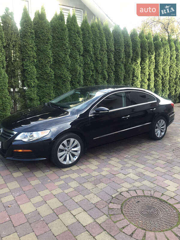 Купе Volkswagen CC / Passat CC 2011 в Львове