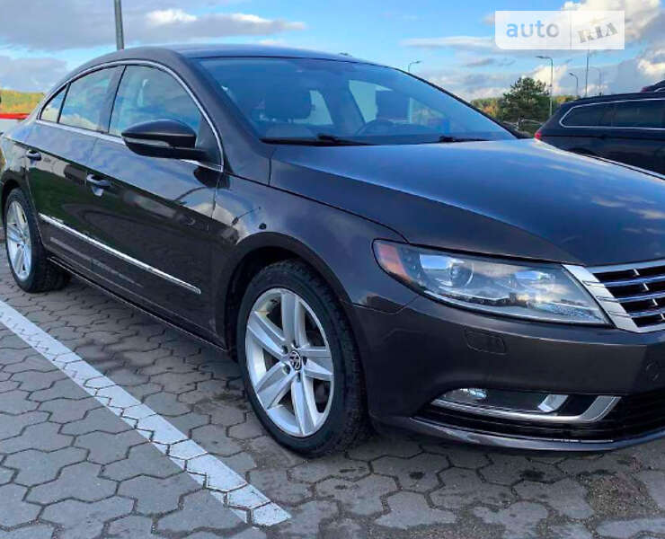 Купе Volkswagen CC / Passat CC 2013 в Чернігові