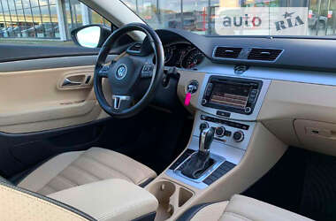 Купе Volkswagen CC / Passat CC 2013 в Чернігові