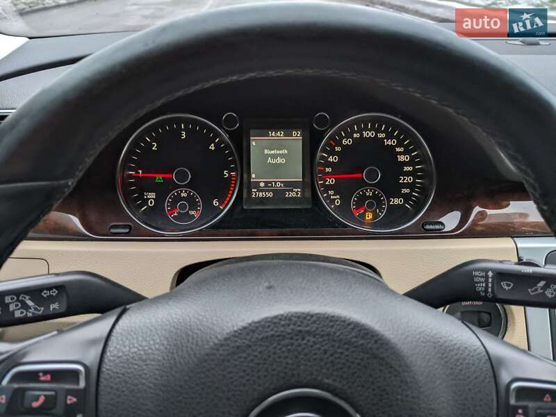 Купе Volkswagen CC / Passat CC 2012 в Рівному