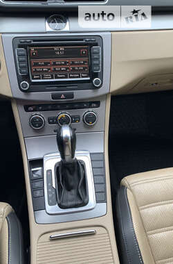 Купе Volkswagen CC / Passat CC 2012 в Днепре