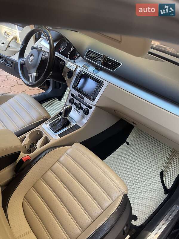 Купе Volkswagen CC / Passat CC 2015 в Виннице