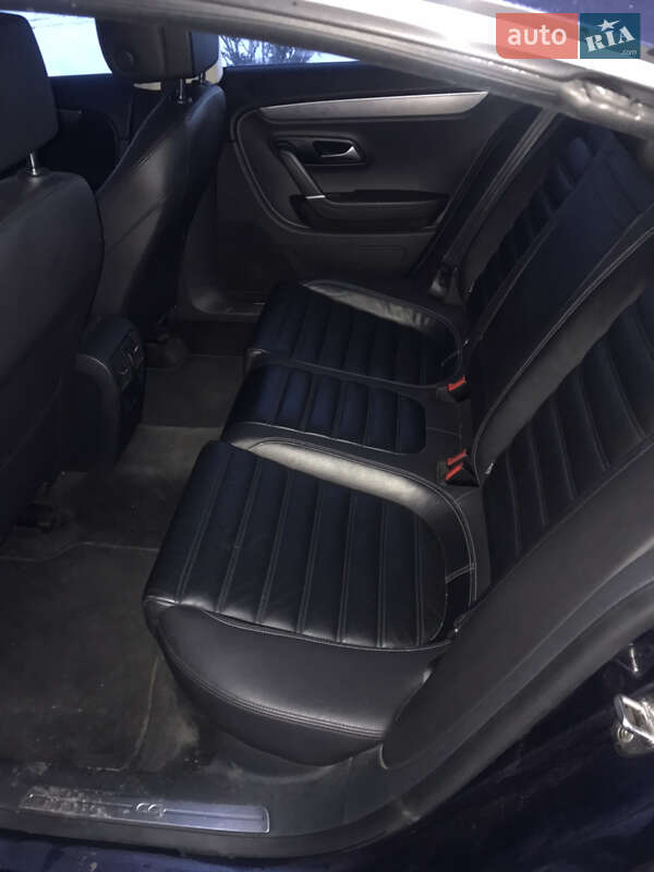 Купе Volkswagen CC / Passat CC 2012 в Чернобае