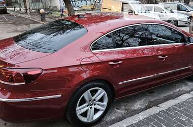 Купе Volkswagen CC / Passat CC 2015 в Киеве