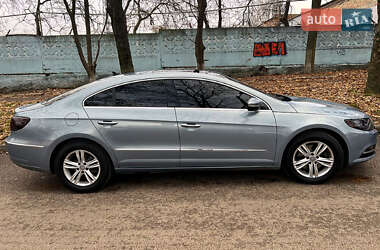 Купе Volkswagen CC / Passat CC 2013 в Луцьку