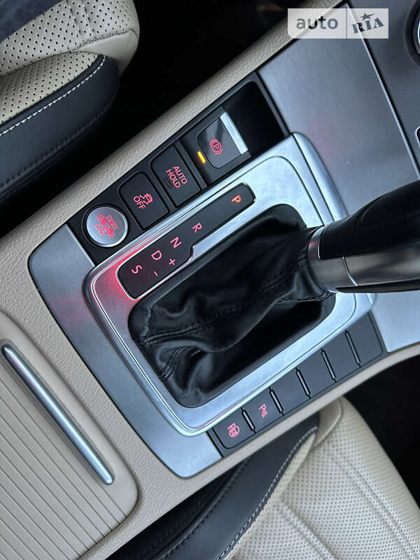 Купе Volkswagen CC / Passat CC 2012 в Черноморске