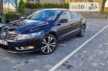 Купе Volkswagen CC / Passat CC 2014 в Ужгороде