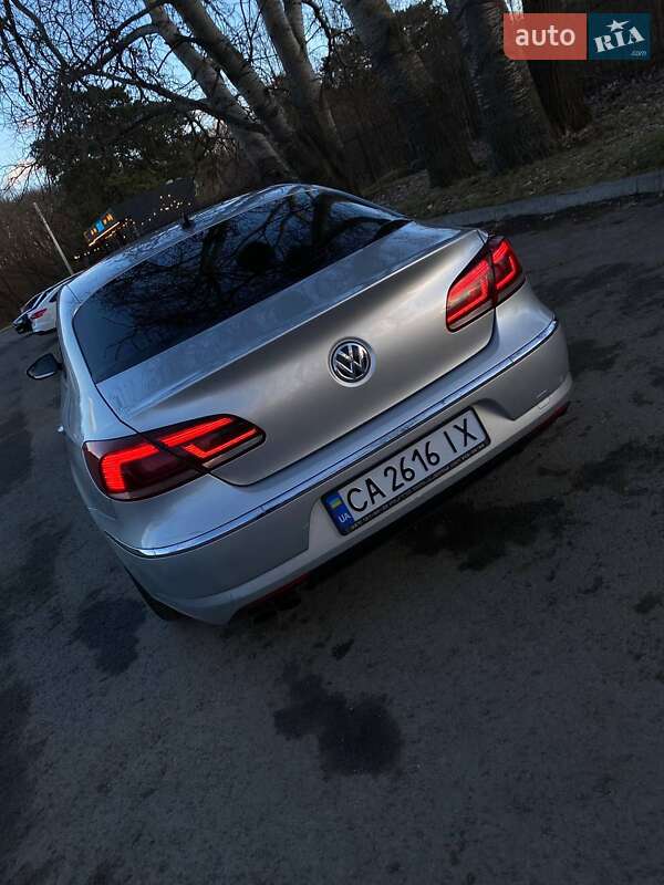 Купе Volkswagen CC / Passat CC 2012 в Умани