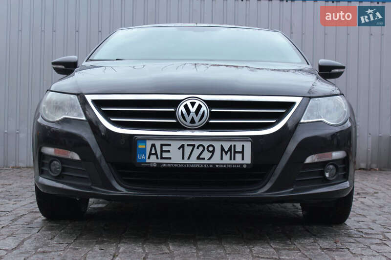 Купе Volkswagen CC / Passat CC 2009 в Днепре