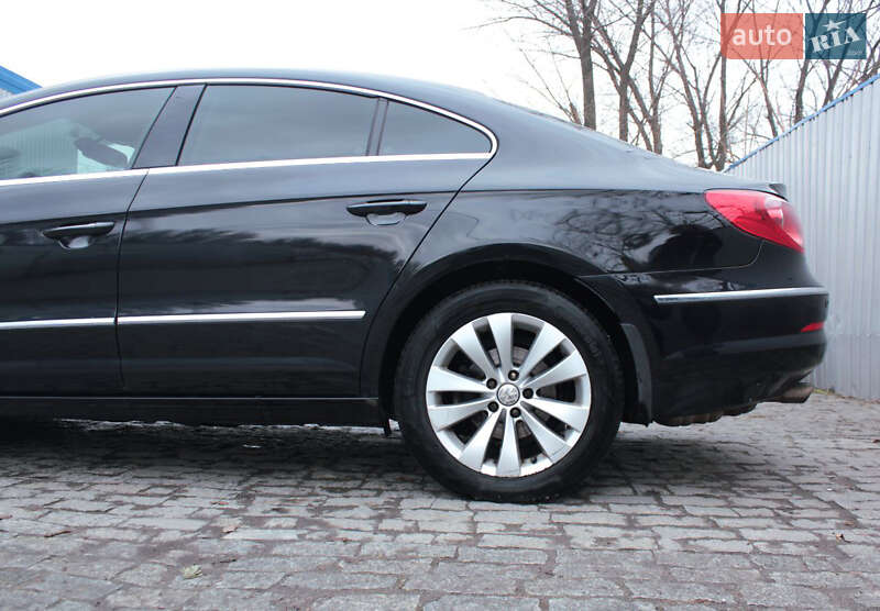 Купе Volkswagen CC / Passat CC 2009 в Днепре