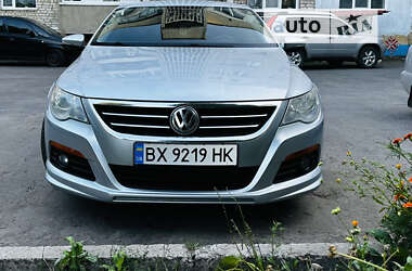 Купе Volkswagen CC / Passat CC 2010 в 