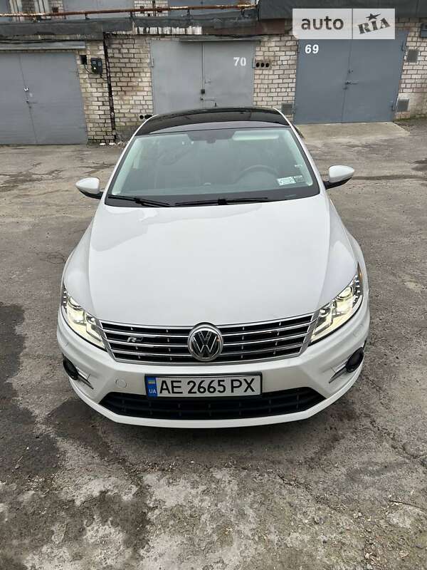 Купе Volkswagen CC / Passat CC 2014 в Дніпрі