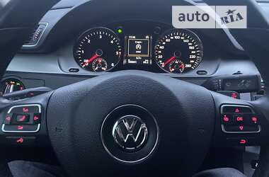Купе Volkswagen CC / Passat CC 2015 в Чернігові