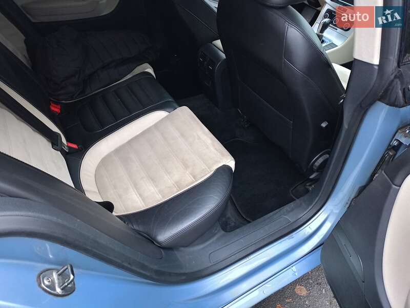 Купе Volkswagen CC / Passat CC 2011 в Конотопе