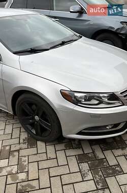 Купе Volkswagen CC / Passat CC 2013 в Полтаві