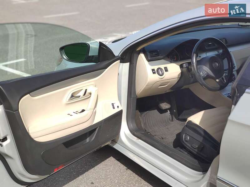 Купе Volkswagen CC / Passat CC 2009 в Киеве фото 7 Купе Volkswagen CC / Passat CC 2009 в Киеве